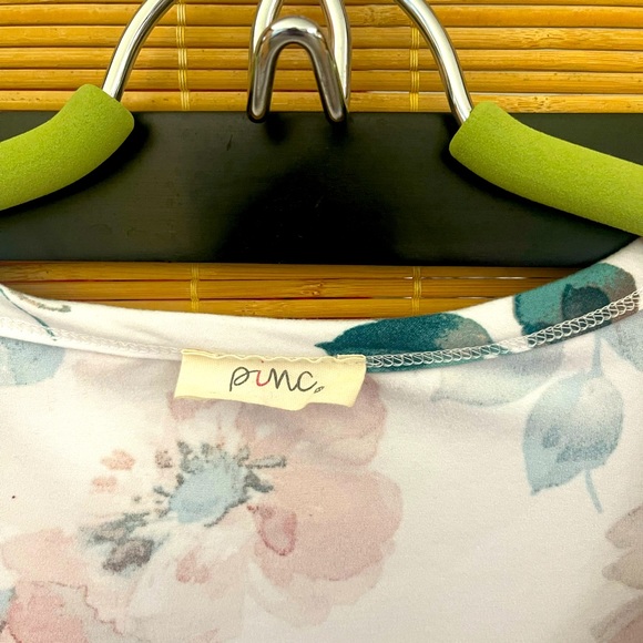 Pinc Stretch Dress - Picture 3 of 7